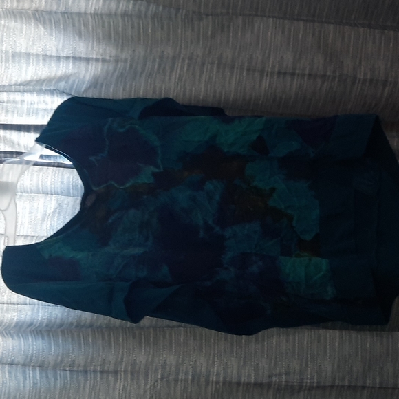 Dress shirt - Picture 1 of 3